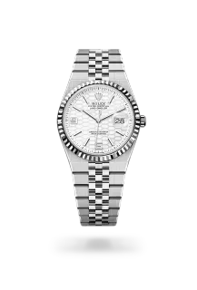 m127234-0001_upright_watch_assets_landscape_2025