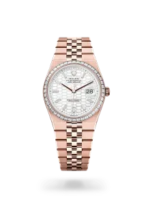 m127285tbr-0002_upright_watch_assets_landscape_2025